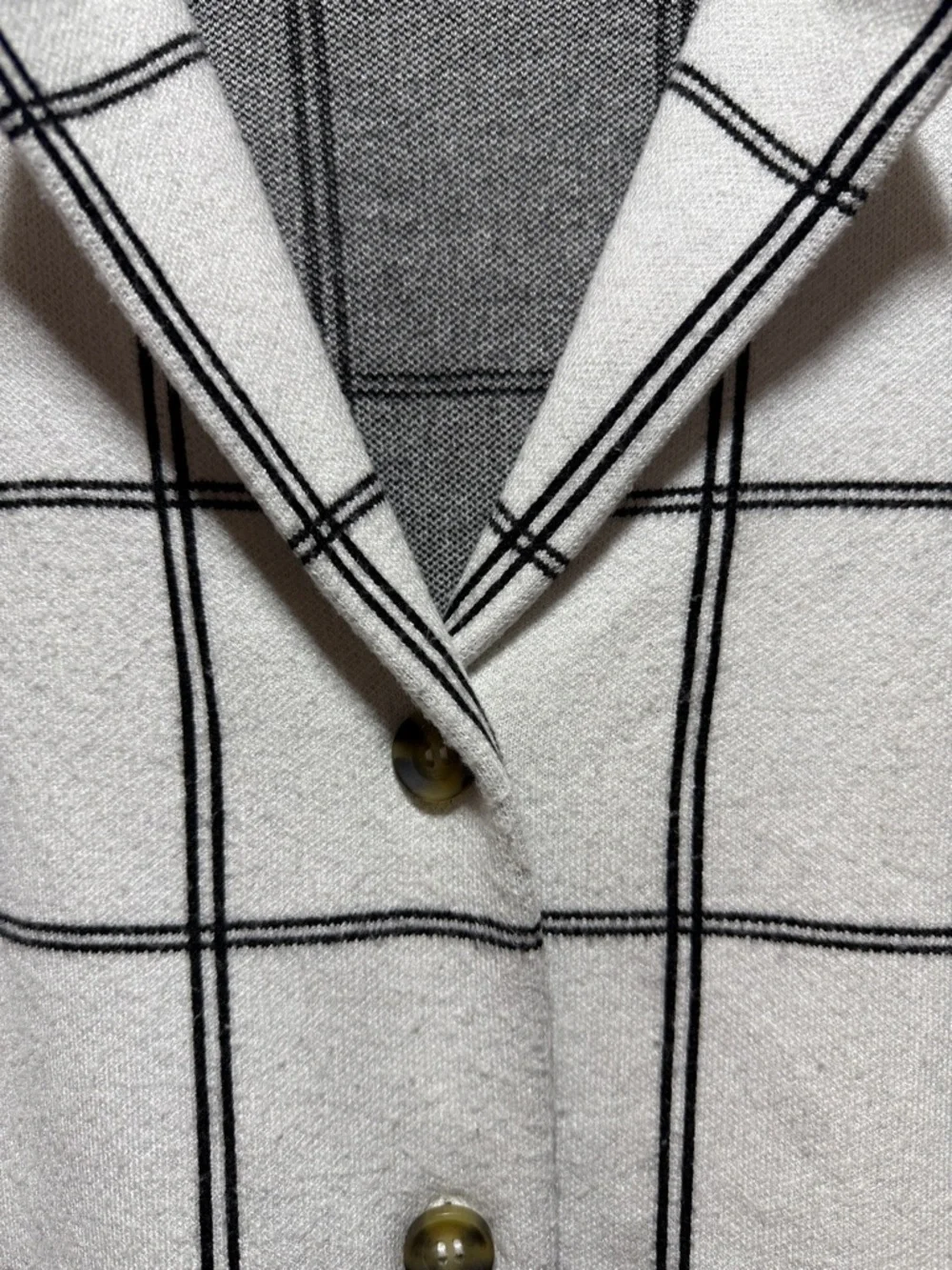 Tahari White Knit Blazer with Black Windowpane Check - Picture 3 of 5